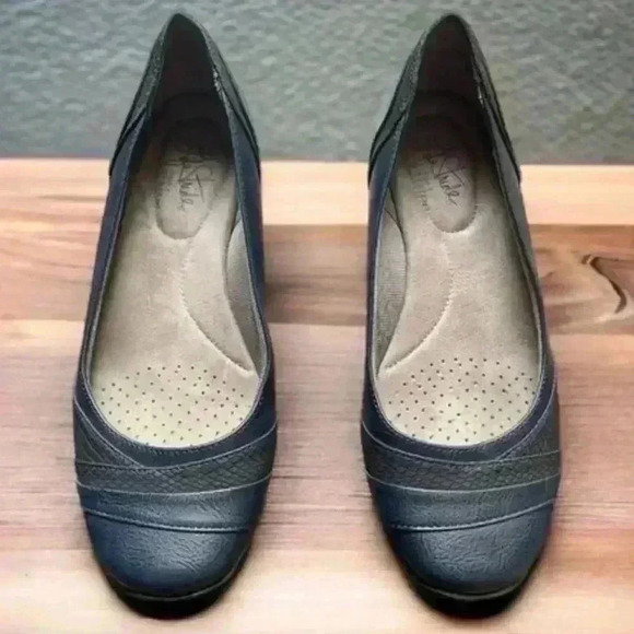 Life Stride Soft System Sz 6.5 Wide Navy Blue Slip-On Flats Excellent Condition - Picture 1 of 10
